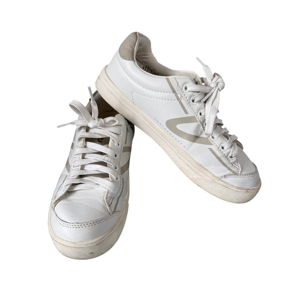 Tretorn Serve Womens 7 White Grey Low Top Memory Foam Sneakers Clean Girl Preppy